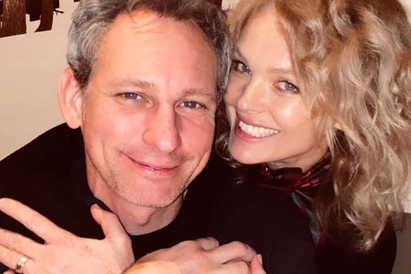 Dina Meyer lifestyle Dina Meyer husband