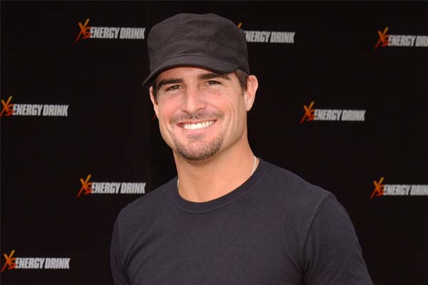 George Eads lifestyle George Eads' house, car