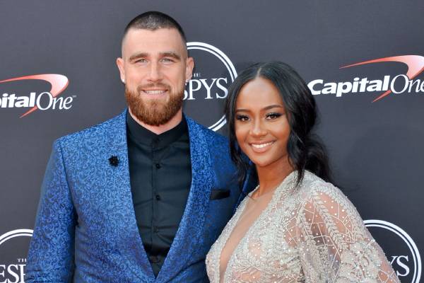 Travis Kelce relationship Travis Kelce's girlfriend, Kayla Nicole