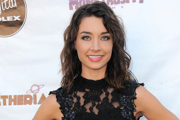 Cortney Palm's hobbies Cortney Palm bio