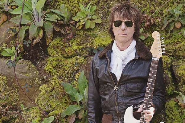 Jeff Beck income Jeff Beck net worth