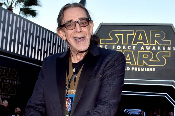 Peter Mayhew's income from Star wars