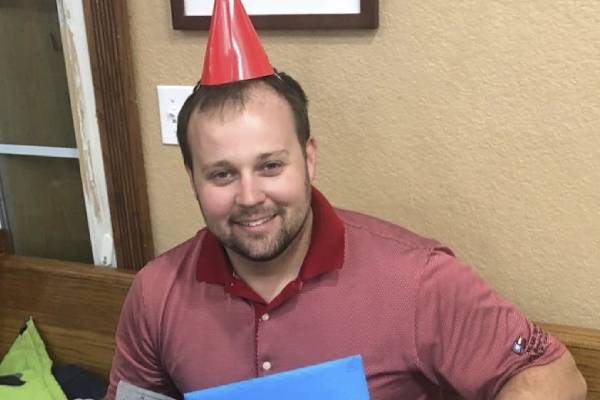 Josh Duggar income Josh Duggar's earnings from TV