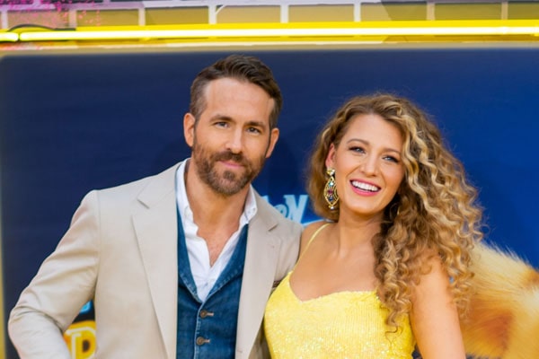 Ryan Reynolds Blake Lively. Ryan Reynolds and Blake Lively Coronavirus Donation.