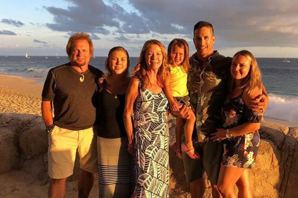 Michael Anthony Family. Michael Anthony Lifestyle.