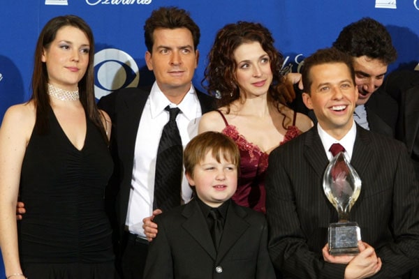Melanie Lynskey show Melanie Lynskey Two and a Half Men