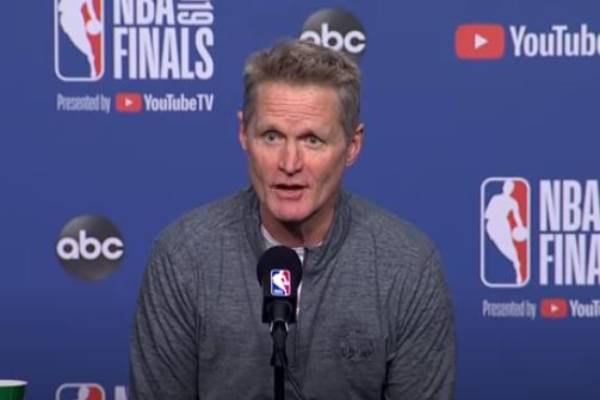 Steve Kerr. Steve Kerr NBA Coach.