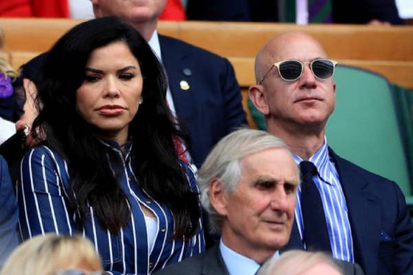 Lauren Sanchez Lauren Sanchez and Jeff Bezos
