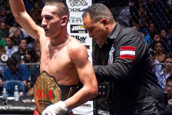 Max Holloway fighting Max Holloway career