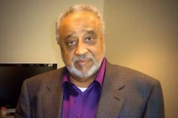 Mohammed Hussein Al Amoudi Earnings.