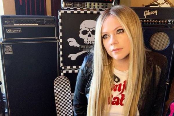 Avril Lavigne Music. Avril Lavigne Net Worth.