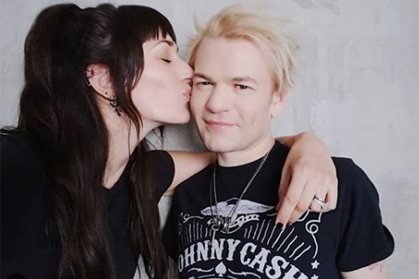 Ariana Cooper and Deryck Whibley Ariana Cooper bio with net worth and husband