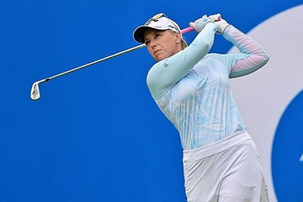 Morgan Pressel Morgan Pressel Bio with net worth and family.
