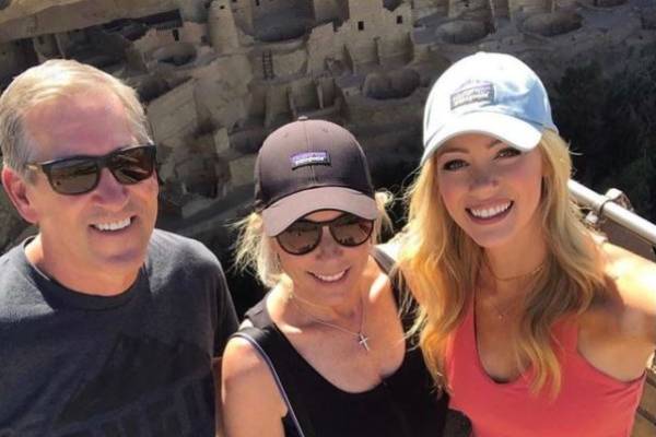 Abby Hornacek's father is Jeff Hornacek. Abby Hornacek Biography and Family.