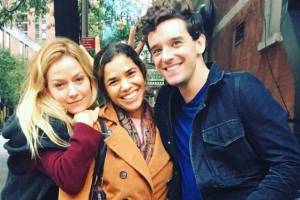 Becki Newton starred in the famous show Ugly Betty. Becki Newton Net Worth And Chris Diamantopoulos Chris Net Worth.