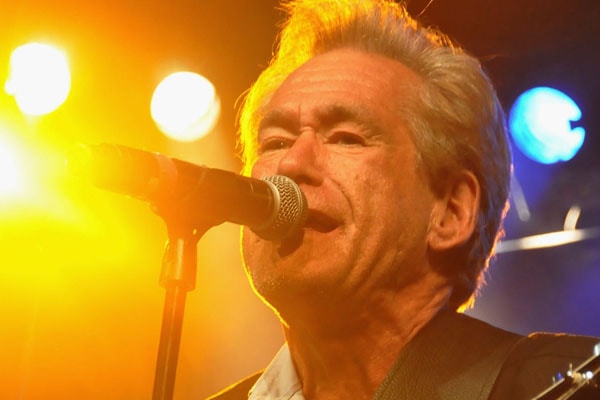 Bill Champlin – Sons of Champlin’s Vocalist and Guitarist – ECELEBRITY SPY