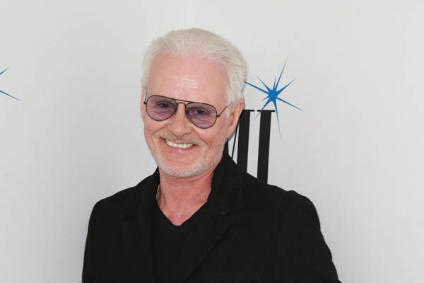 Michael Des Barres Bio - Net Worth, MacGyver, Movies and TV Shows, Wife ...