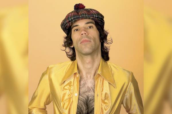 Nardwuar Bio - Net Worth, Career, Interviews, Family, Partner | eCelebritySpy