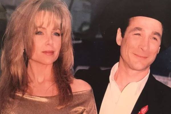 Photos lisa hartman Clint Black