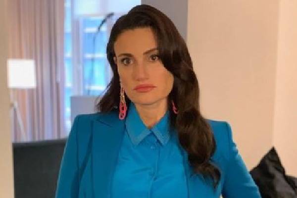 Idina Menzel Net Worth - Income And Earnings As An Actress, And Singer